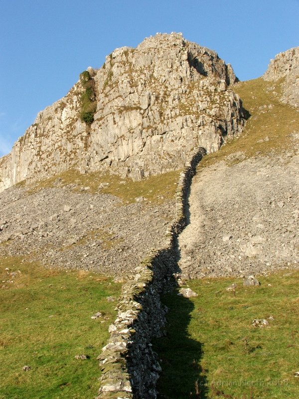 DSCF5635.JPG - Simons Scar, near Austwick